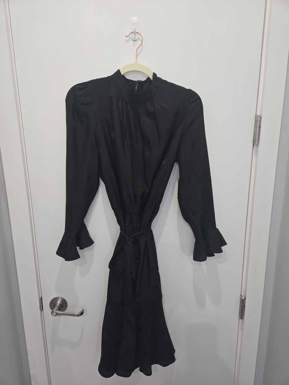 Ann Taylor Black Long-Sleeve Ruffle-Waist Midi Dress
